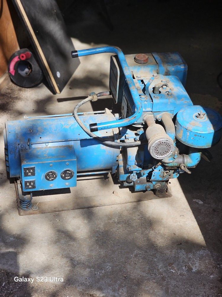 8hp Briggs&Stratton/Generac Generator