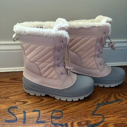 Snow Boots