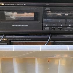 Onkyo Stereo System & Disc Playet