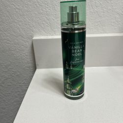 Set of two body cream and perfume