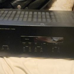 Yamaha R-S202 stereo receiver