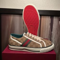 Gucci Low Top 