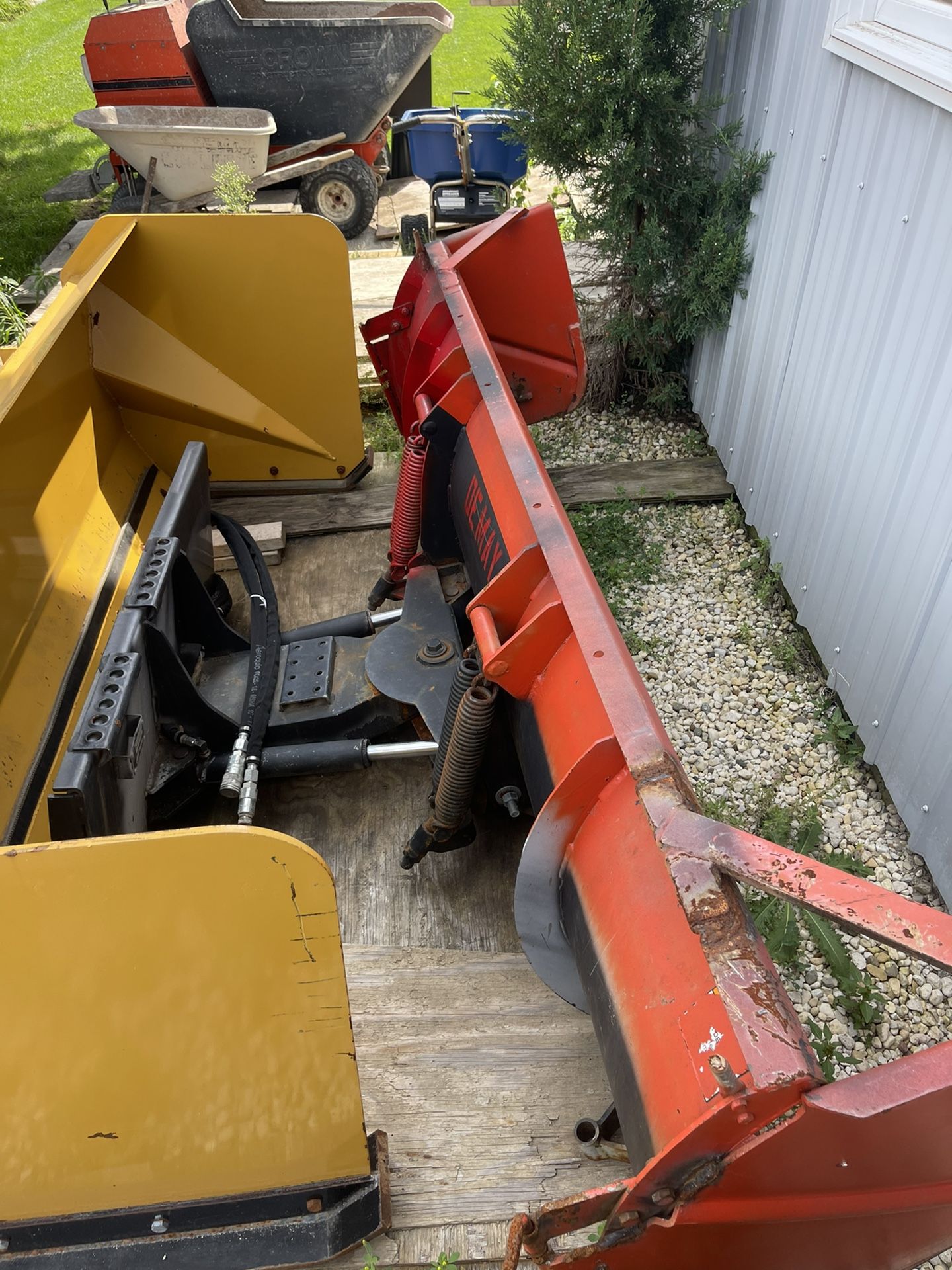 Skid steer bobcat snow plow blade