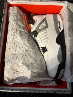 Air Jordan 4 Retro