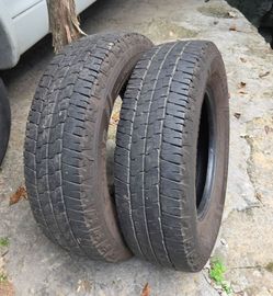 Set of 2 Goodyear Wrangler tires 225/75R16