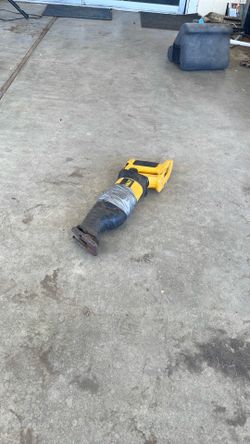 Saws dewalt tool only
