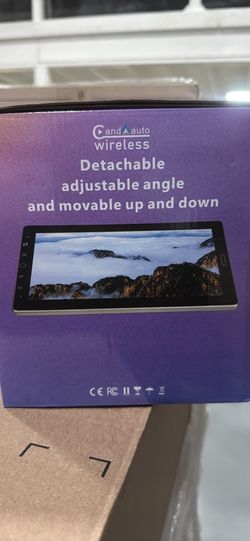 Touchscreen car stereo with 10 inch screen
