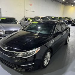 2018 KIA Optima