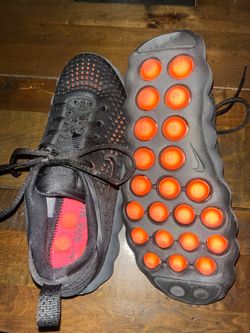 Nike running womens shoes
