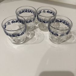 4 Vintage Arcoroc 4oz Glasses 