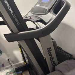 Treadmill 