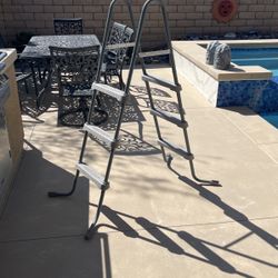 Pool Ladder 