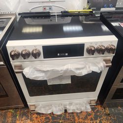 Cafe 30 Inch Bundle Of Range And Microwave White With Cooper Handles