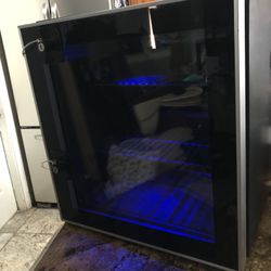 countertop freestanding beverage drink chiller refrigerator mini fridge beer wine cooler, 18.5’’ x 17.5’’ x 19.5’’ (L x W x D), Black