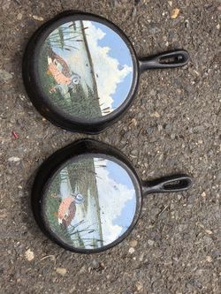 Cast iron skillet decor