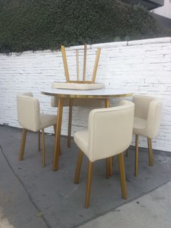 Dining Room 5-Piece Table
