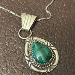 Silver pendant with chain. Ag. 0.925