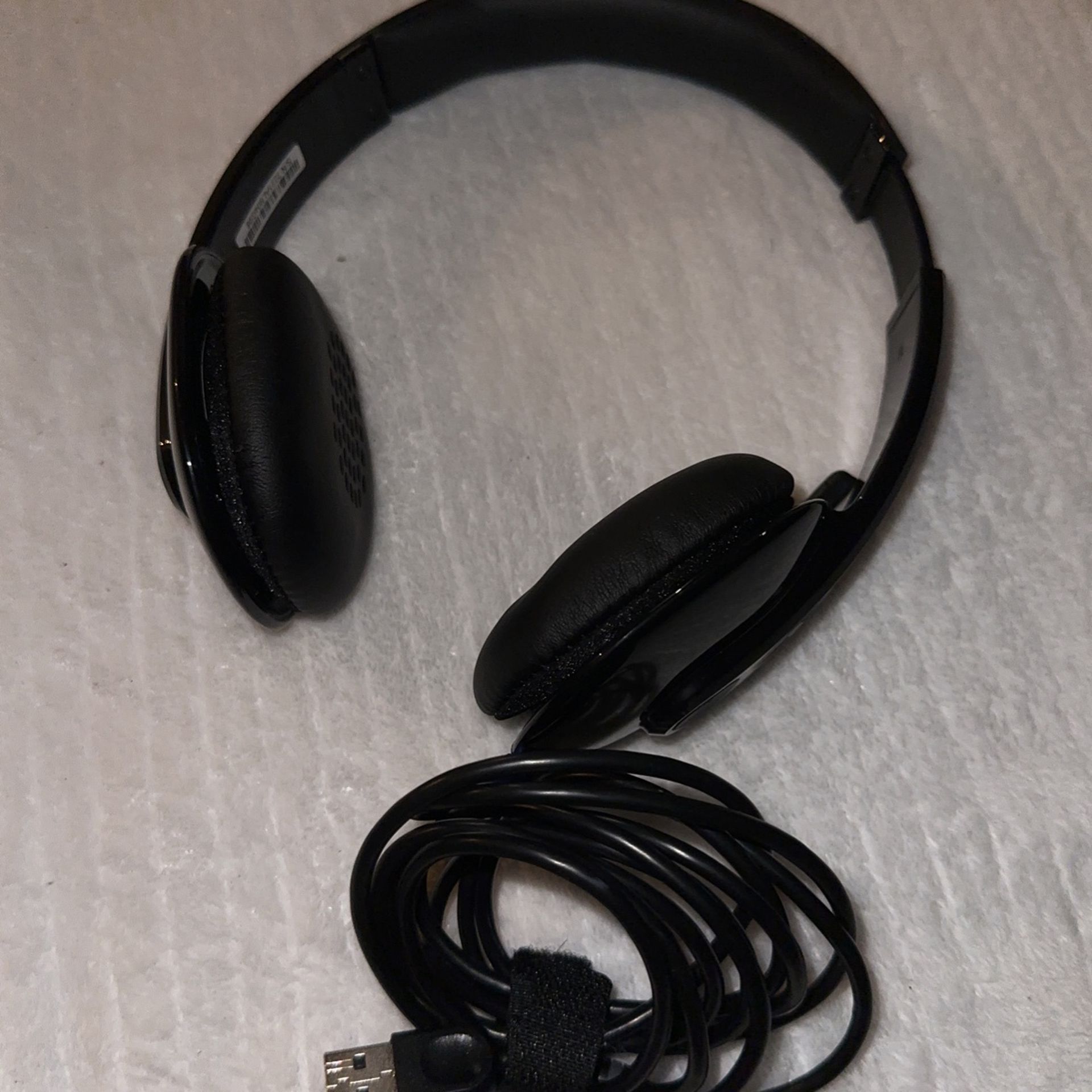 Logitech Headset(with mic)