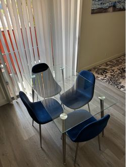 Juego de comedor , 150 $