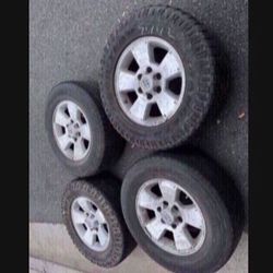 4 —- 265/65r17  6x139.7 6x5.5 Stock 265 65 17  Lexus gx4 TRD Tacoma Lexus GX470 4Runner Yukon Tahoe Tundra Rims Wheels Good 80% Treads Tires !