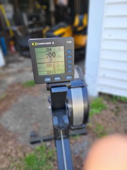 Concept2 RowErg Rowing Machine – Like New – PM5 Monitor – Gym Quality