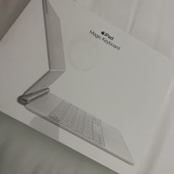 Brand New Apple iPad Magic Keyboard 11” (White) – Sealed