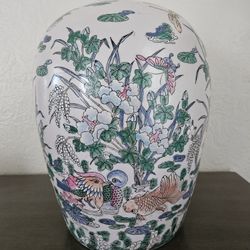 Vintage Hand Painted Oriental Lidded Ginger Jar