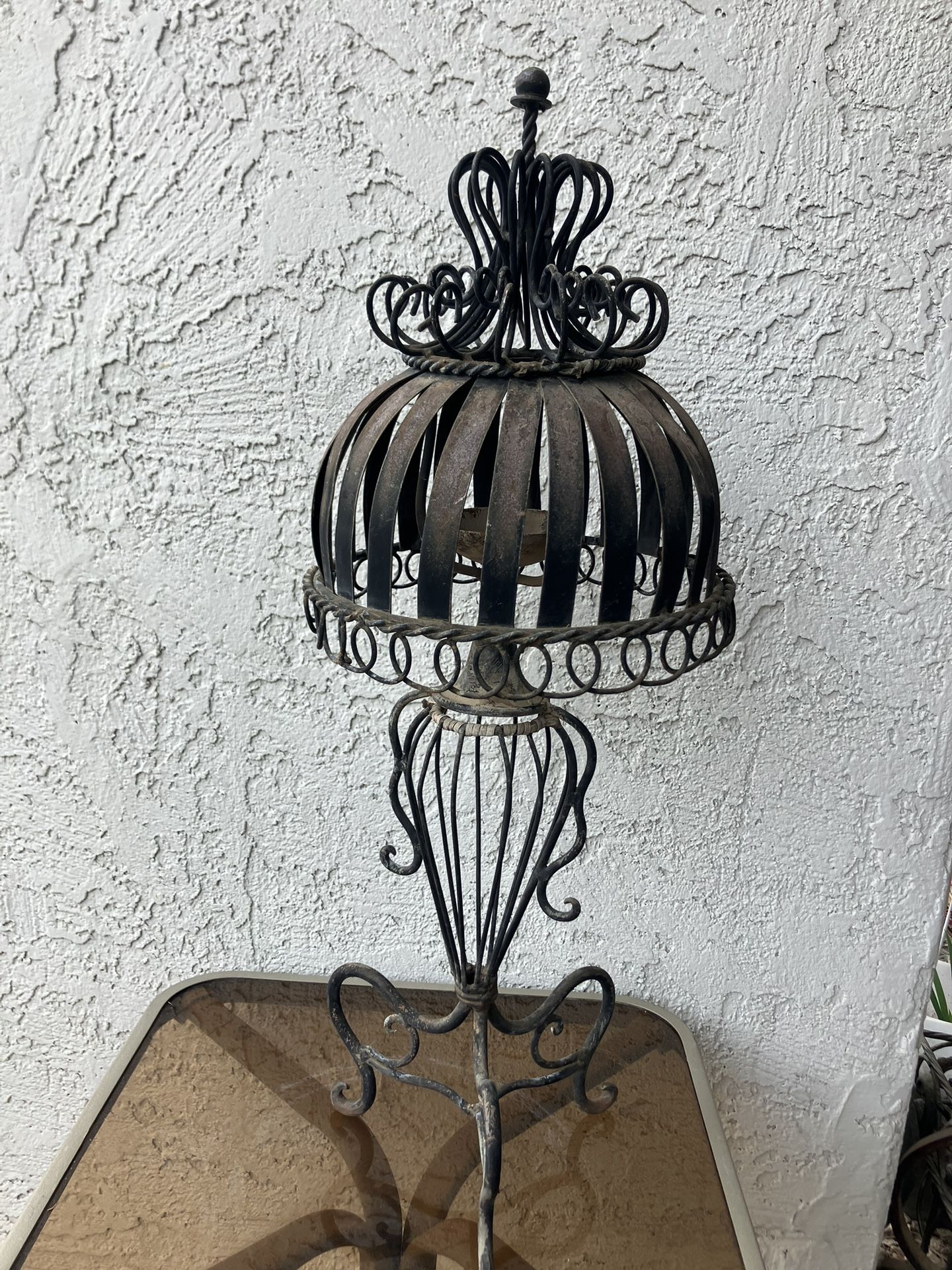 Black Wrought Iron Metal Wire Candle Holder Stand Decor