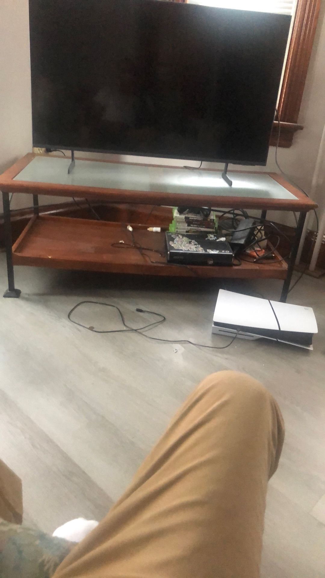 Tv Stand Glass And Wood Extremely Sturdy 