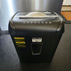 Amazon Basics 12 Sheet Paper Shredder Office Shredder