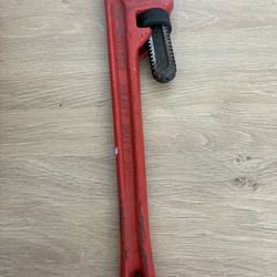Huski heavy duty pipe wrench