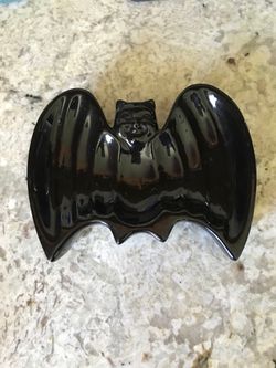 Bat spoon holder