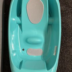 Baby Shower Tub (Pick Up Los Angeles Location)
