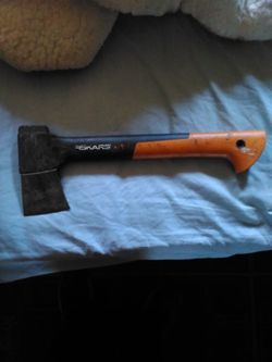 Wood hatchet fiskars brand