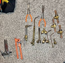 Miscellaneous HVAC/torch/pipe tools