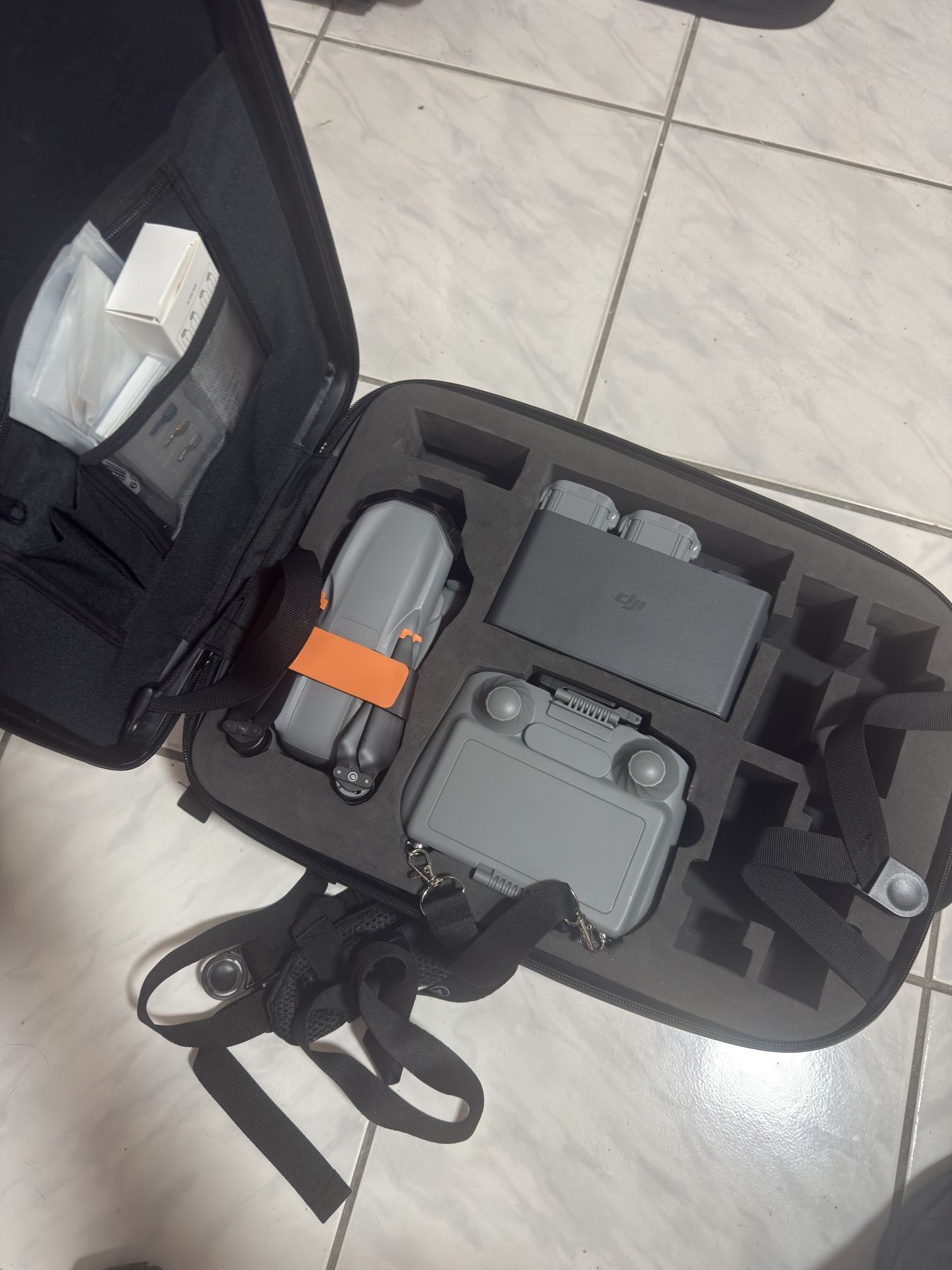 DJI AIR 3S Dron