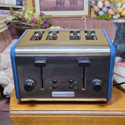 KitchenAid 4-Slice Wide-Slot Toaster in Blue Willow