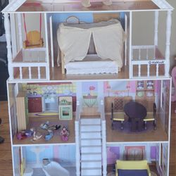 Dollhouse 