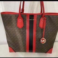 NEW: Michael Kors Handbag 