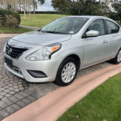 2019 Nissan Versa