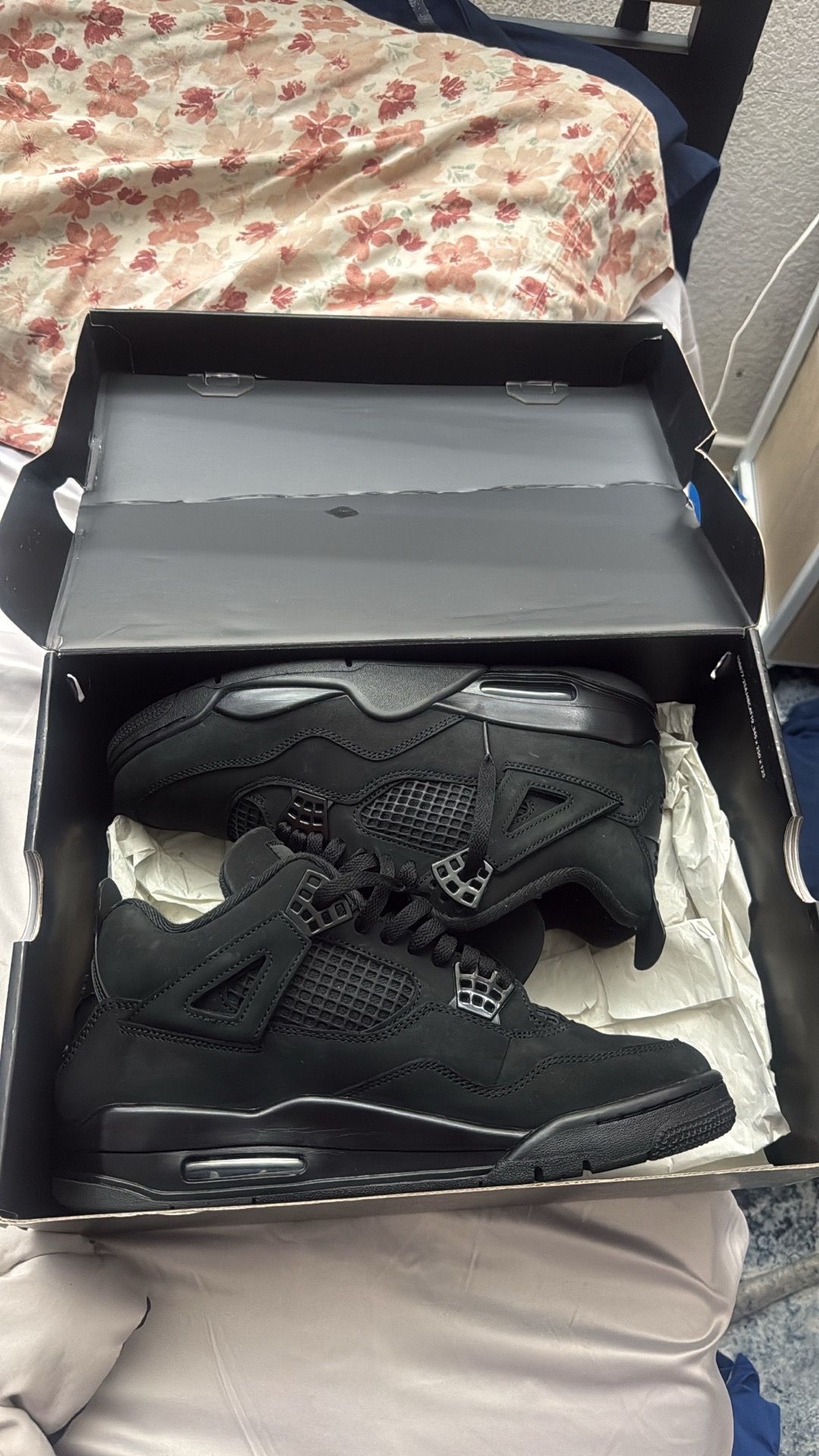 Jordan 4 Black Cat Size 10