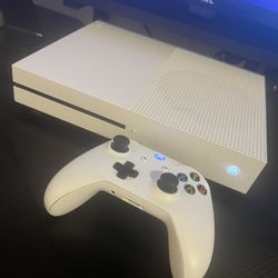 XBOX ONE S 1TB