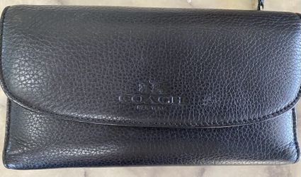 Coach Trifold Wallet in Black leather with Checkbook holder