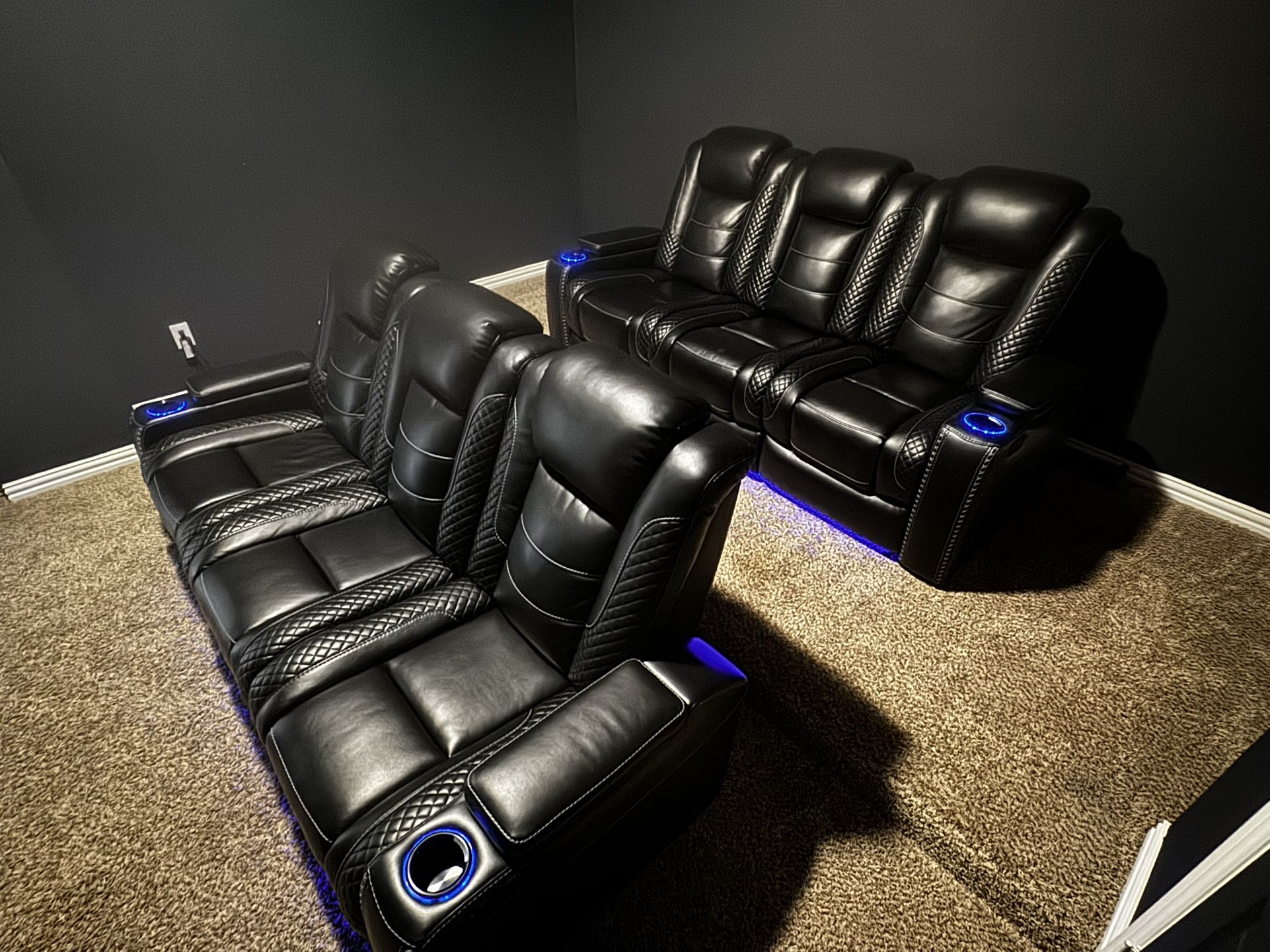 2 Sets Of Theater Recliners