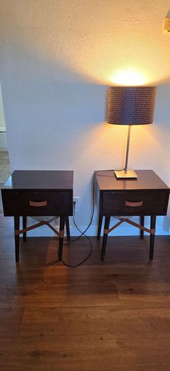 Wood and Leather Accent Tables with Lamp