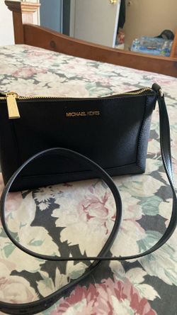 Mk shoulder purse Original beautiful like new
