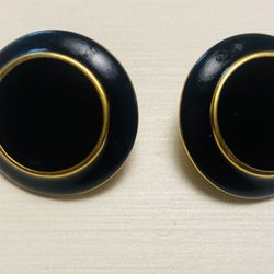 Vintage Black And Gold Tone Pierced Earrings 