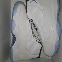 AIR JORDAN 11