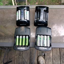 Rechargeable Batteries Wit Charging Packs 2 Rayovac 2 Energizer