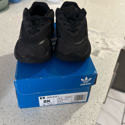 Toddler Size 8c Adidas OZELIA EL I 